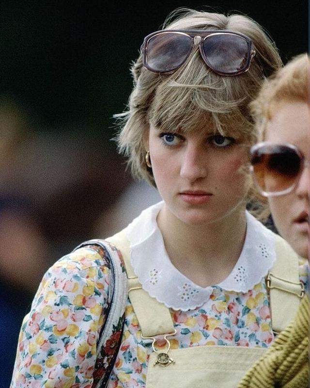 戴安娜王妃发型,戴安娜王妃短发