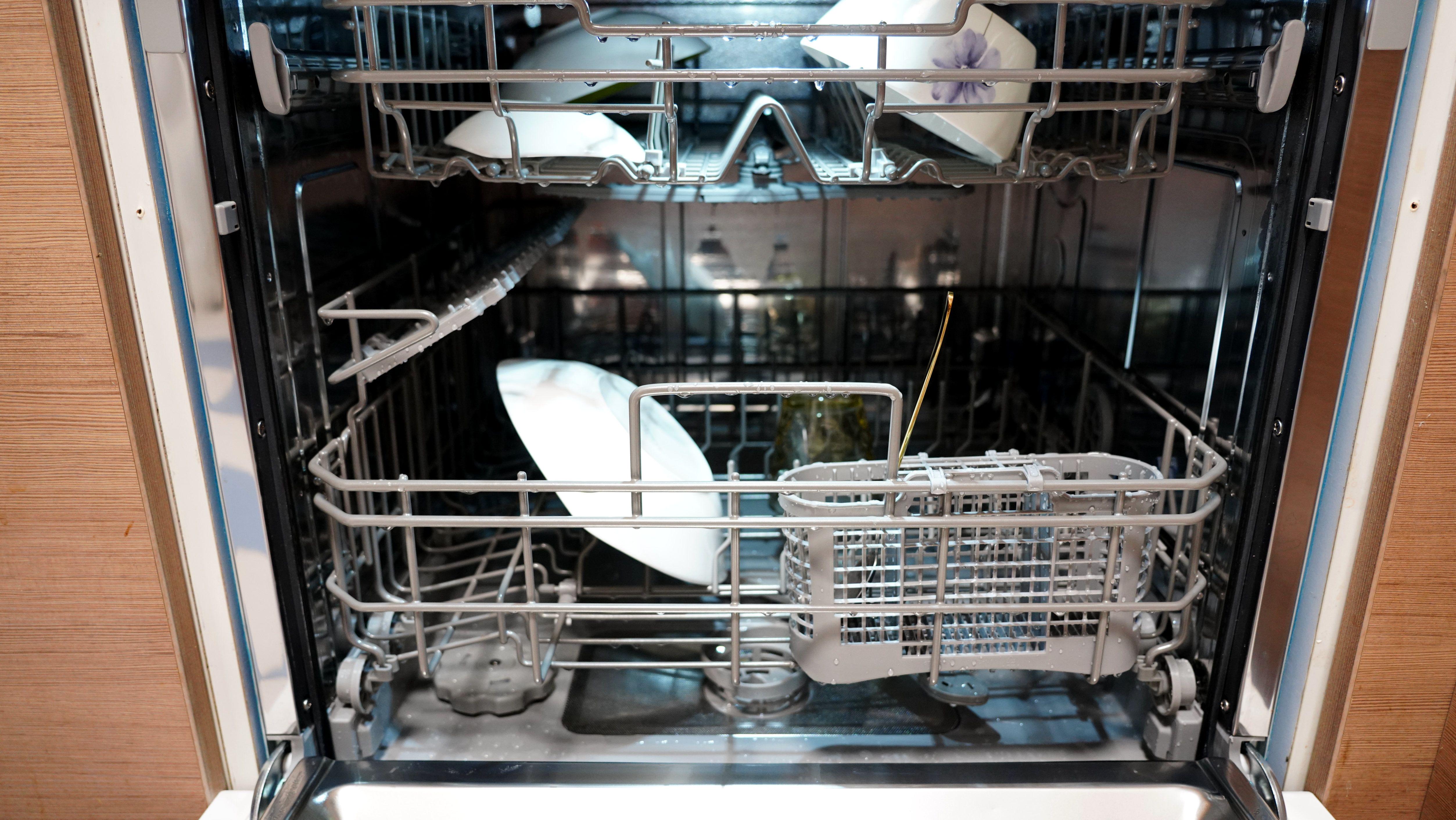 洗碗机水卫仕和立白哪个好,水卫仕洗碗块适合所有洗碗机吗