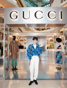 gucci古驰全新终曲时装系列发布会,古驰gucci系列产品