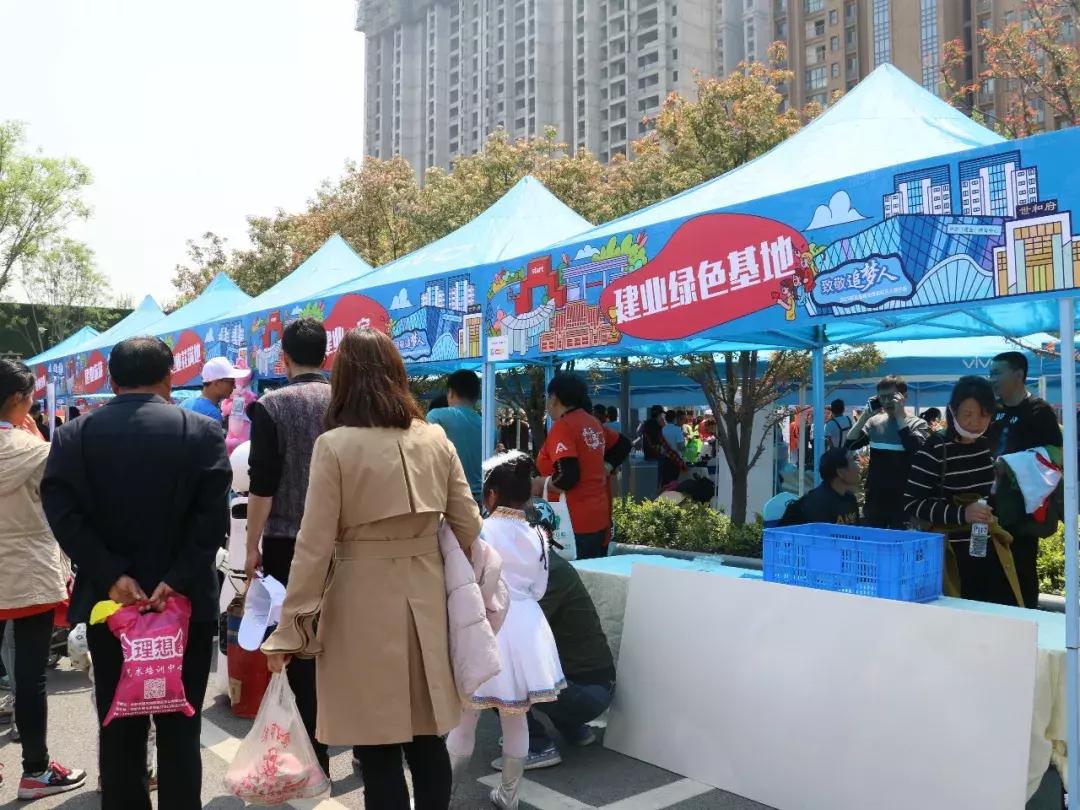 你见过凌晨四点的太阳吗,你见过凌晨四点的酒吧吗