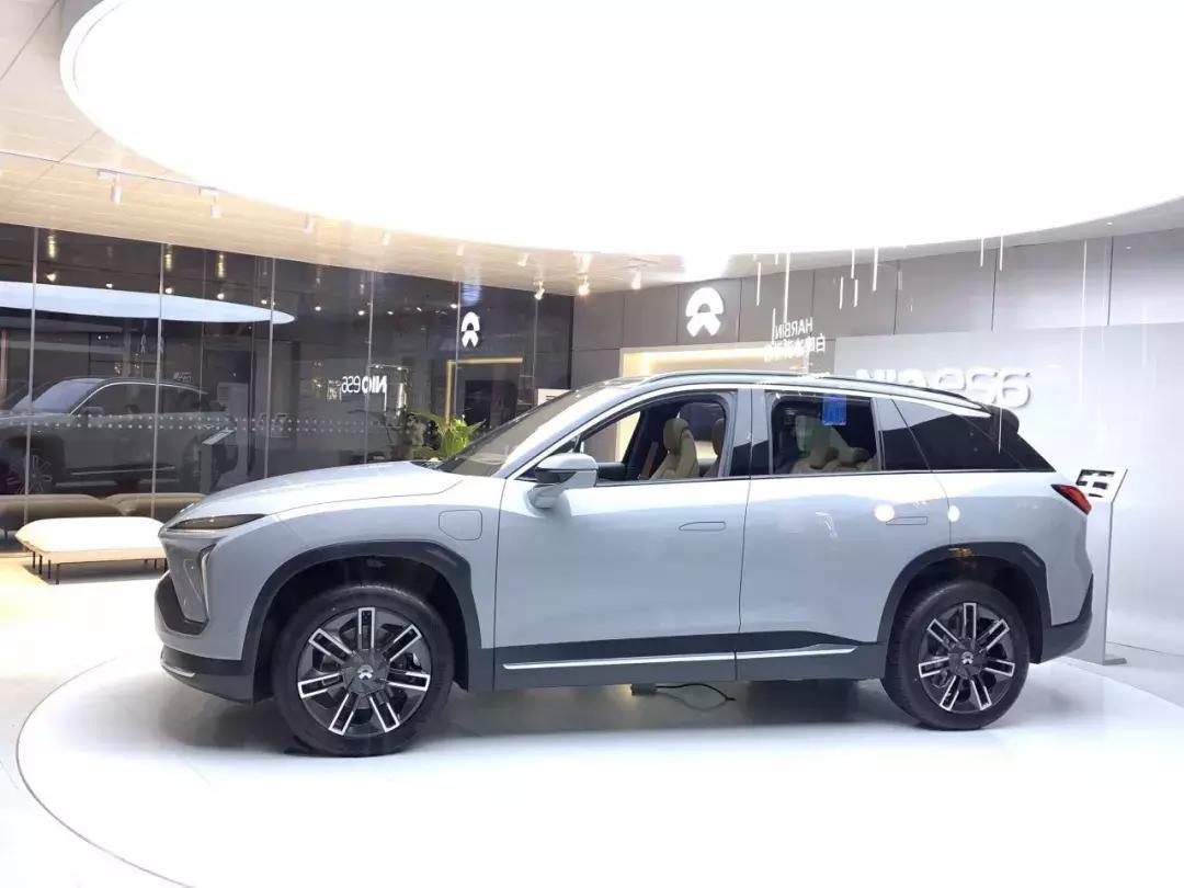 特斯拉model3 蔚来es6 自动驾驶 (蔚来es6和特斯拉model y懂车帝)