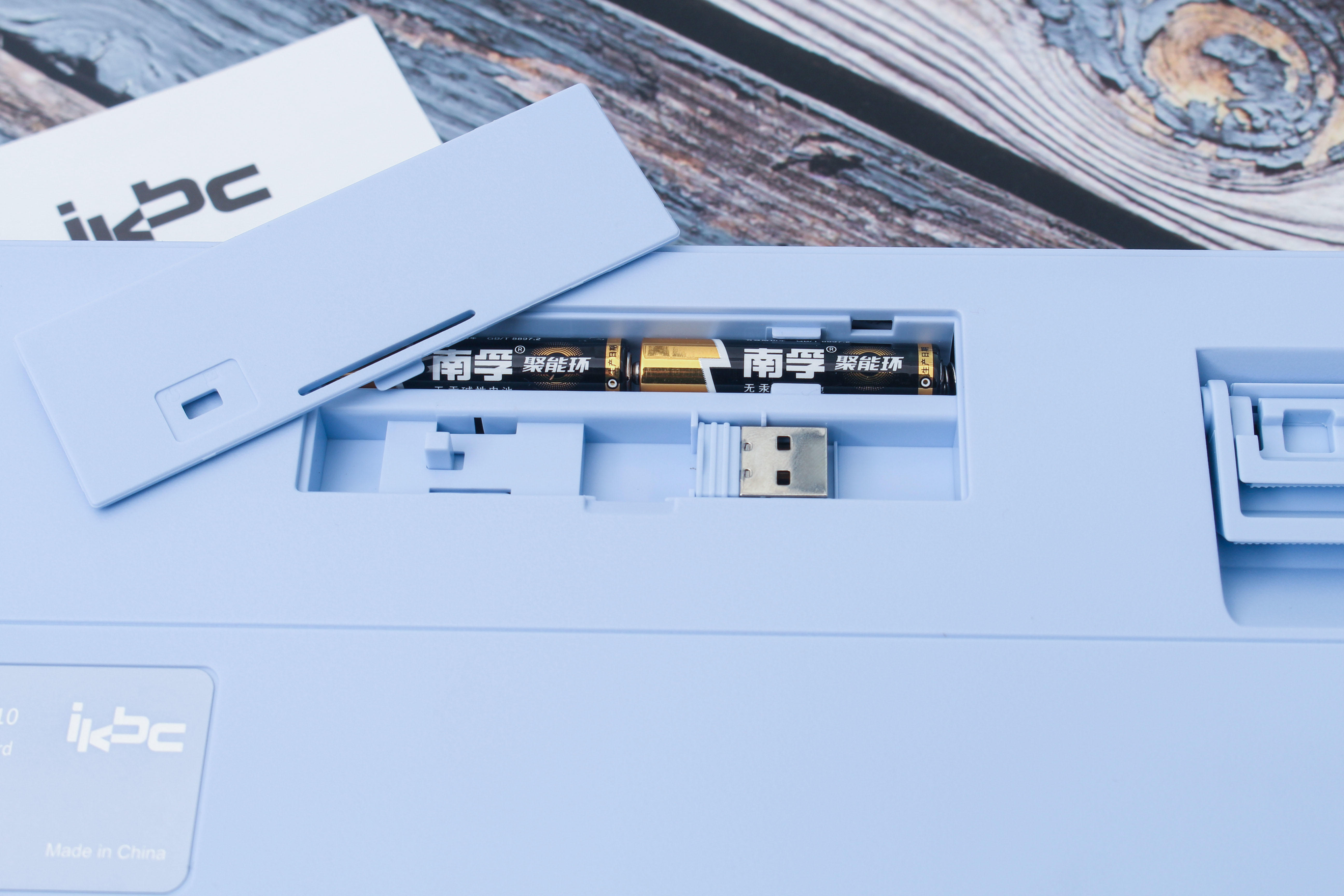 青轴红轴茶轴键盘怎么选,ikbc青轴茶轴黑轴红轴的区别