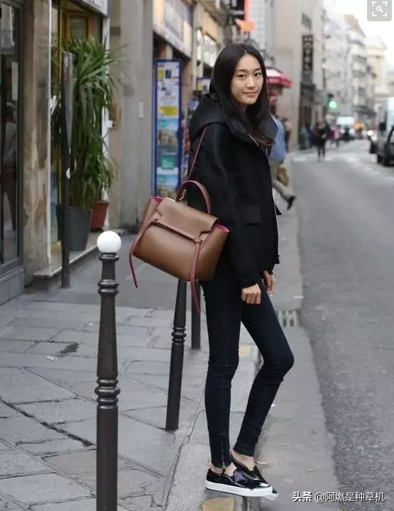 celine鲶鱼包nano与pico对比,celine鲶鱼包nano磁扣