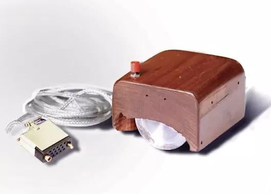 传统鼠标使用方法,传统鼠标的使用方法