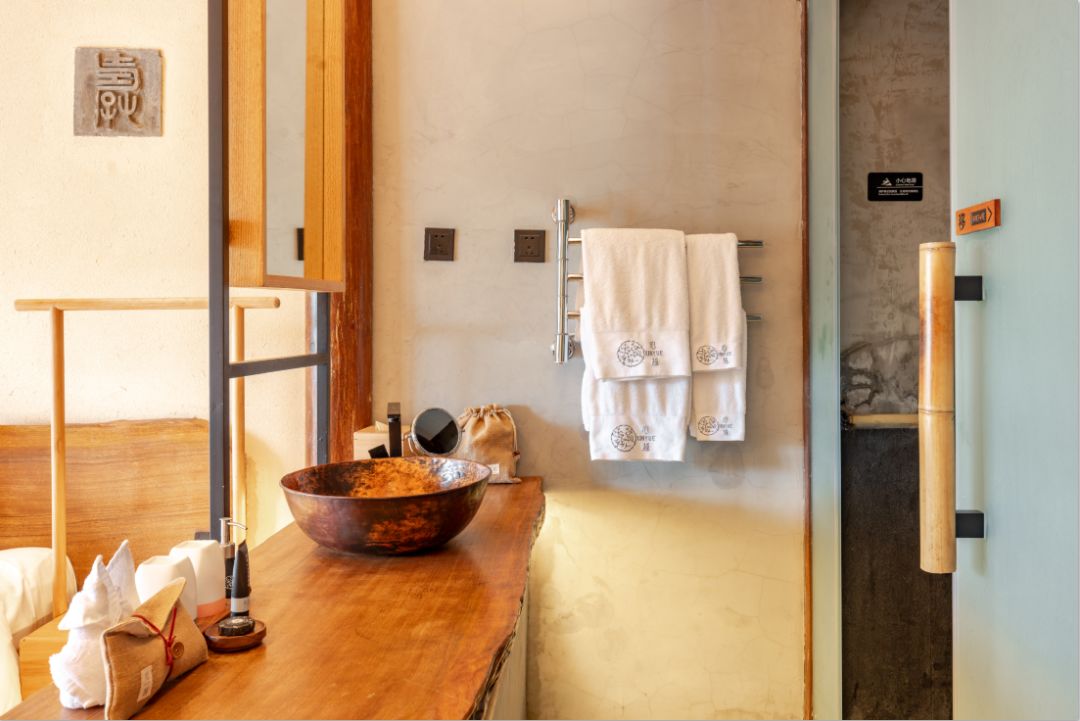 青城山打卡地隐遇谷私汤温泉民宿,青城山雅上一宿温泉酒店是真温泉