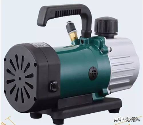 制冷设备维修的人,制冷空调维修工具大全