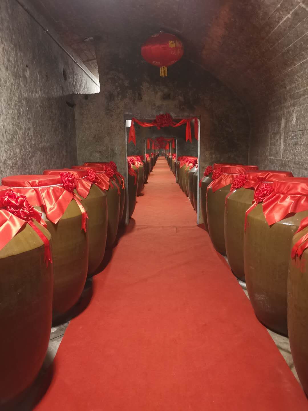 白酒收藏20年以上还能喝吗,纯粮食酒能存放二十年还能不能喝