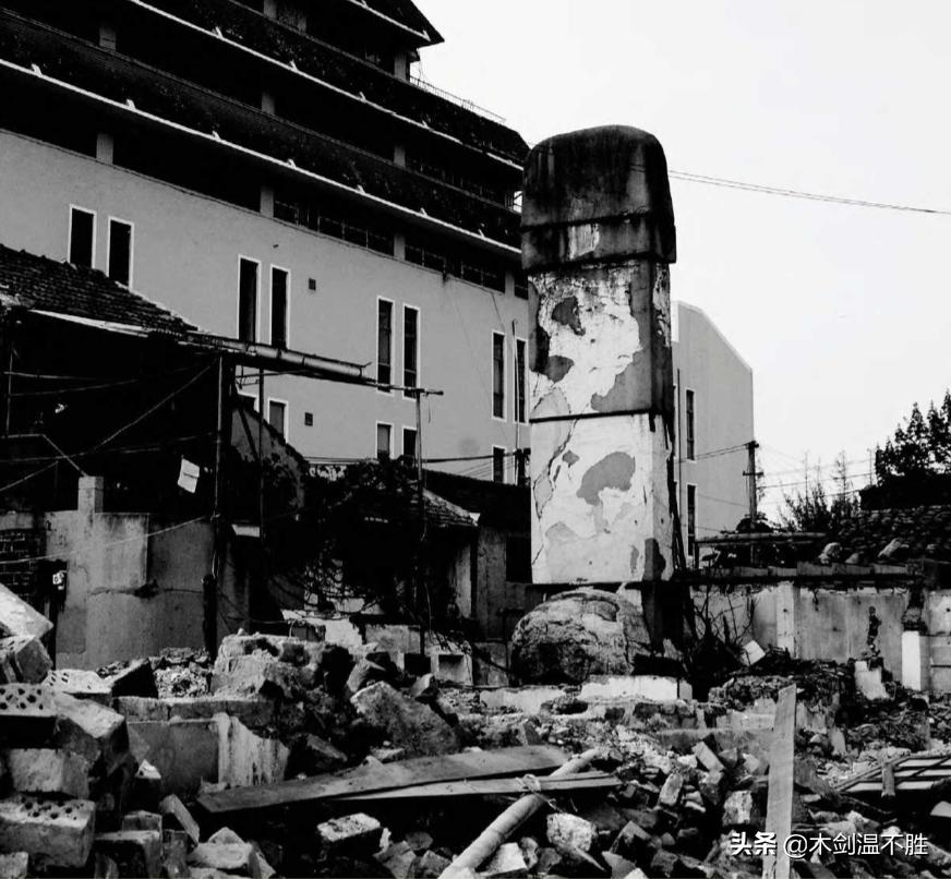 外国人眼中中国第一城,路易十四风格建筑