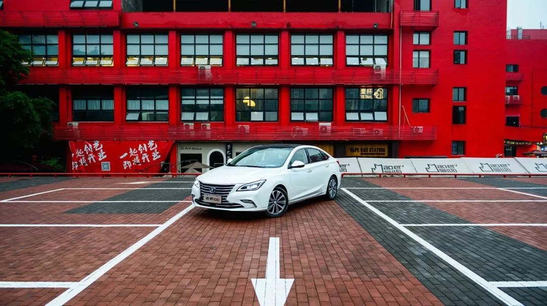 自主品牌15万以内的轿车推荐,15万左右的油电混合轿车排行榜