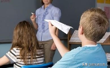 一年级小朋友课堂上坐不住怎么办,一年级坐不住的孩子怎么训练