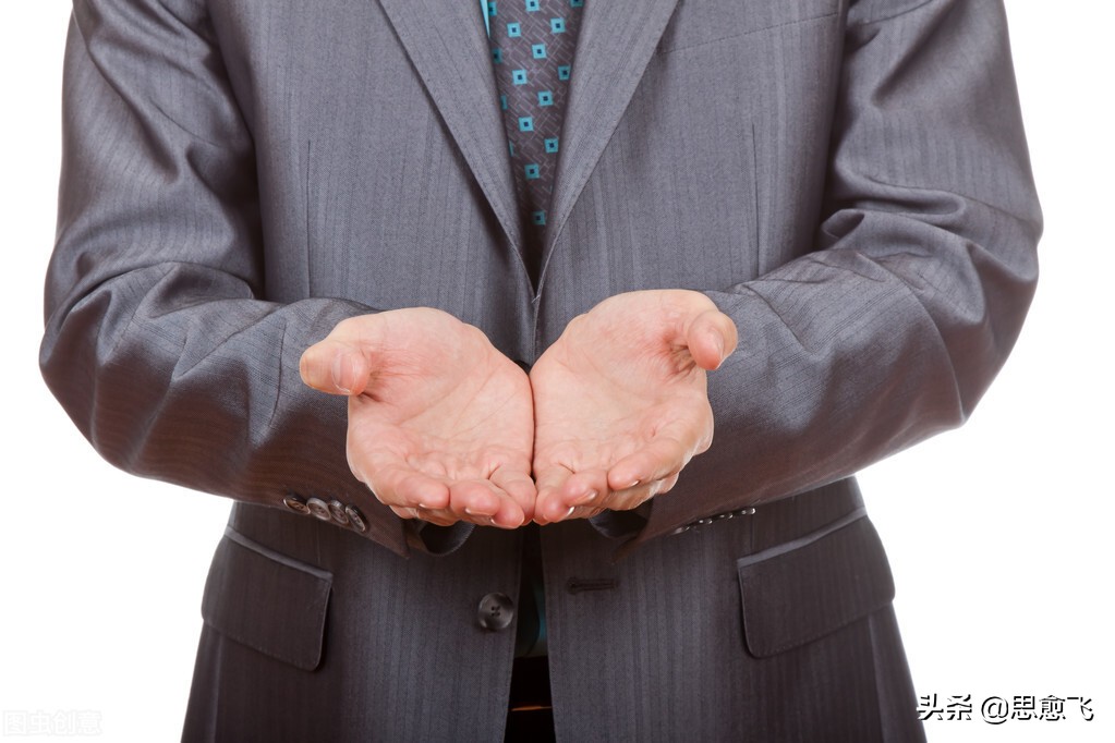 怎么开口向很久不联系的人借钱,如何向不缺钱的人借钱