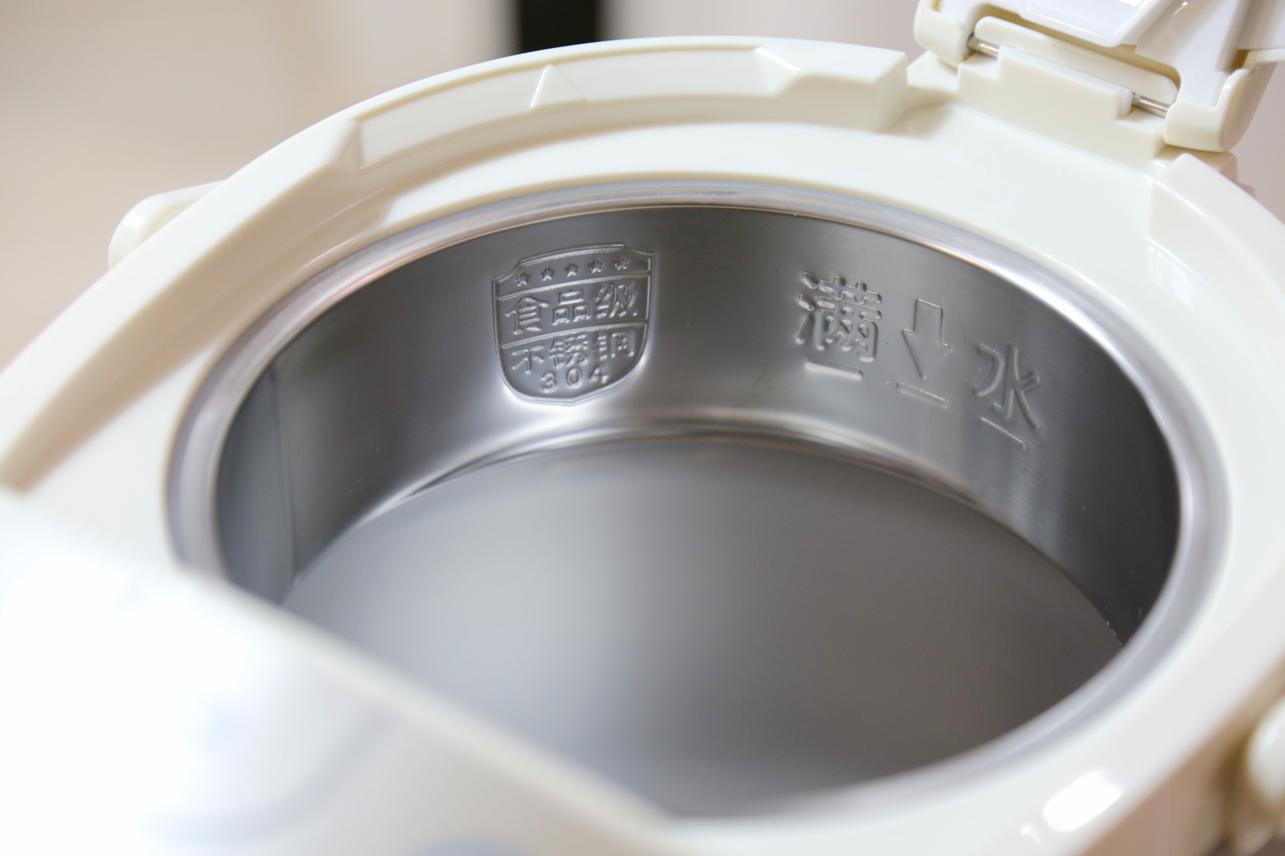 厨房热水苏泊尔,苏泊尔储水热水器的使用方法