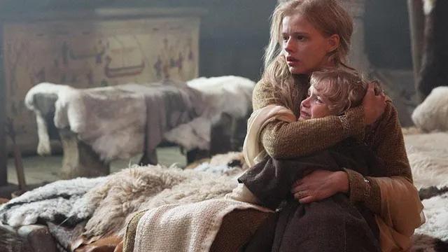 《暗夜与巴黎》:他靠什么而拥有了诺曼贵族之女的爱情