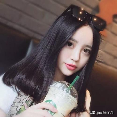 短发发型内扣梨花头,中分梨花头内扣中长发