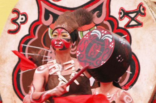 东川红土地上帝打翻的调色板,美如调色板的东川红土地