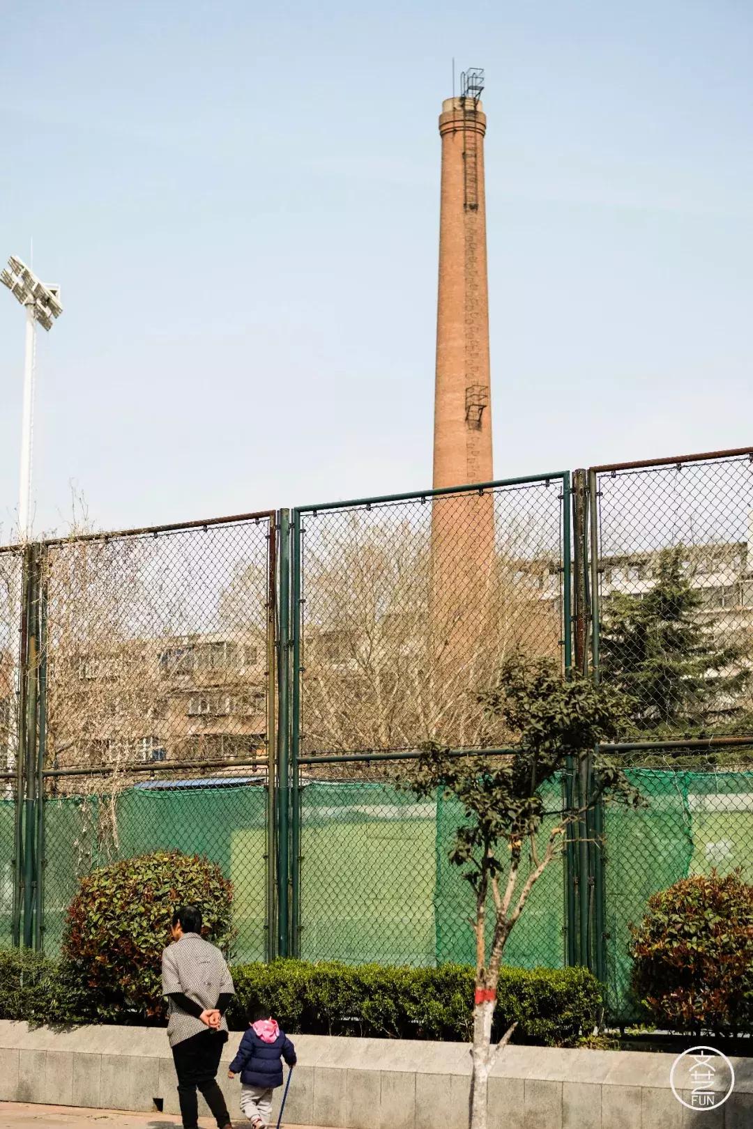 郑州火车头体育场老照片,郑州市火车头体育场