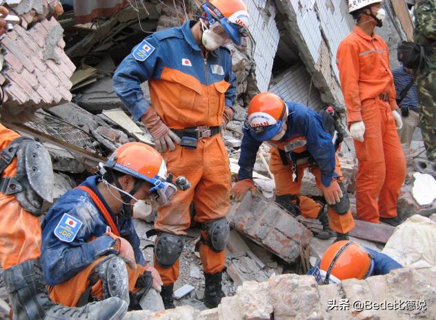 日本羽田机场客机爆燃详细情况,日本羽田机场客机爆炸伤亡多少