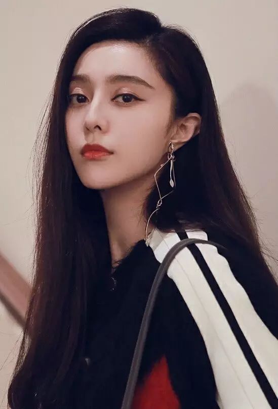 斌姐の私物｜可以素颜，但不可以没有耳环，是它让我的生活发光！