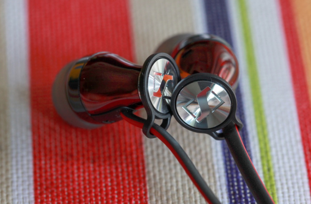 百元内质感音质爆炸的耳机,百元蓝牙耳机国产