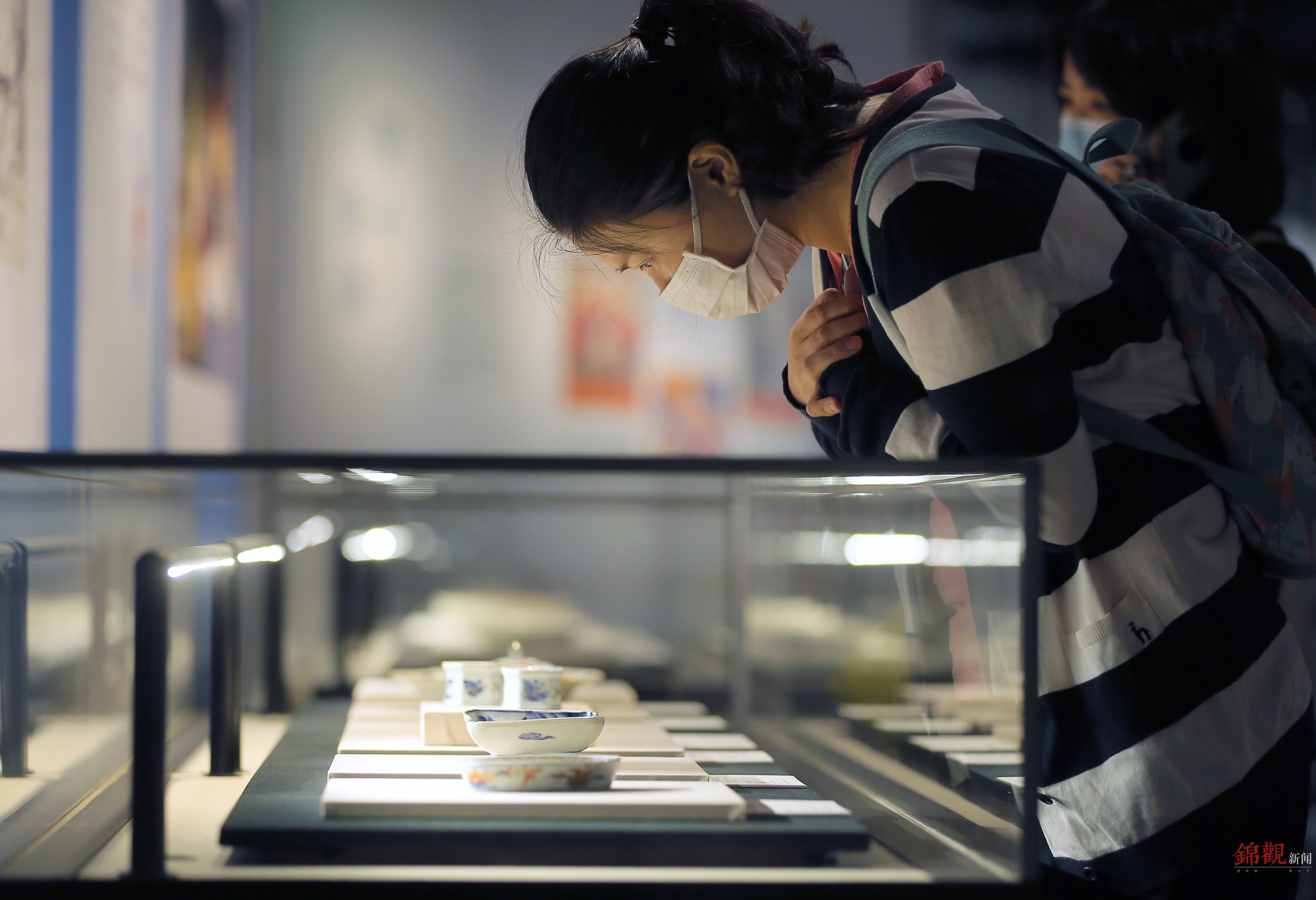 三百年中国瓷器vs日本“伊万里”背后有什么精彩故事?