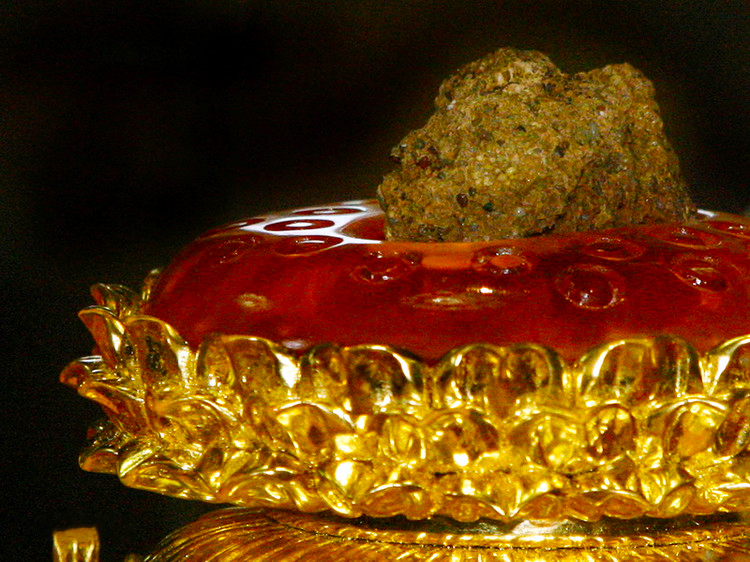 南京佛顶骨舍利出土纪录片,神秘地宫出土900颗舍利