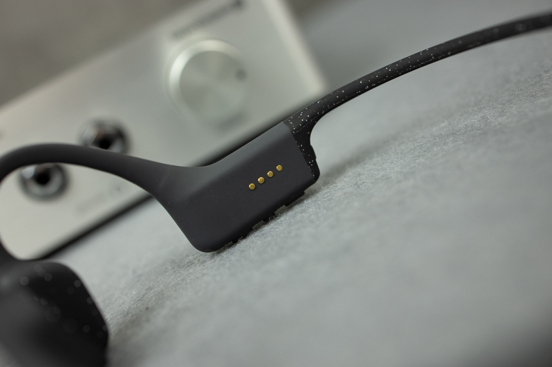 边洗澡边听歌费不费电量,边洗澡边听歌有什么后果