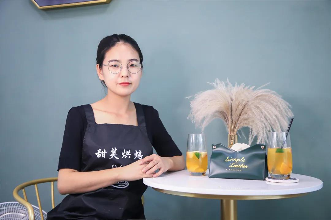 新手小白学做西点要去培训机构吗,想学西点该去什么店里学