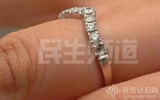 新买的钻戒钻石缺陷了怎么办,戴了2年的钻戒还会掉钻吗