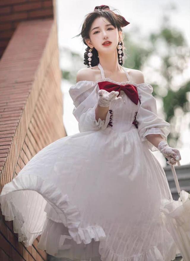 “中、日、韩”三种洛丽塔各不同，韩系很甜，但中华风最惊艳