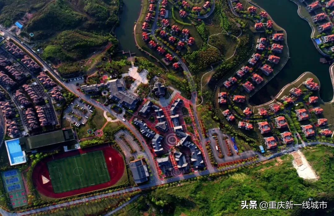 闇嶆牸娌冨吂鍩庡牎鍒,璐甸槼闇嶆牸娌冭尐鍩庡牎