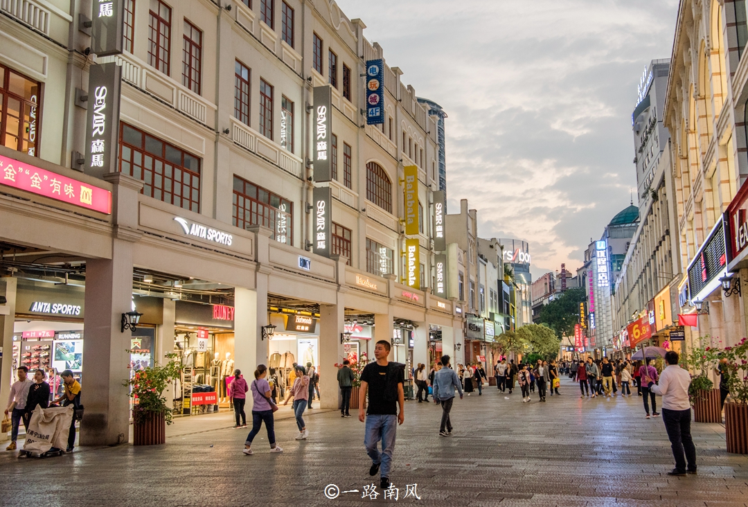 北回归线上的美丽城市,明明位于广西,当地人却说广东话