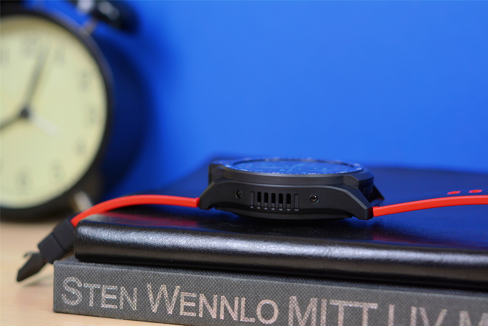 可以打游戏刷手机的智能手表,安卓能打电话的智能手表