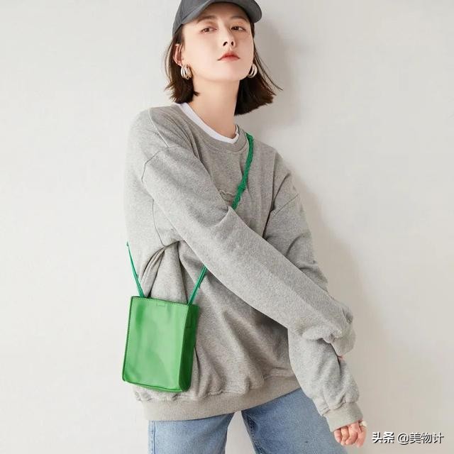 早秋洋气卫衣,适合深秋的卫衣