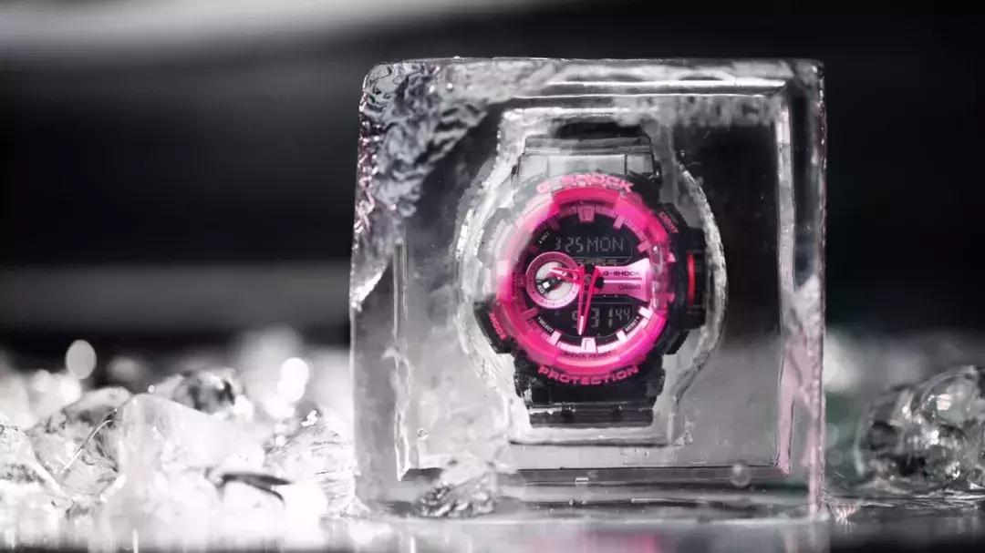 荷尔蒙最爆棚的手表,逆天荷尔蒙透明手表