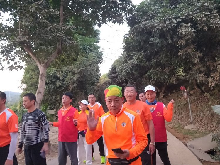 魅力深马,微马同行!六约微马助力深圳国际马拉松