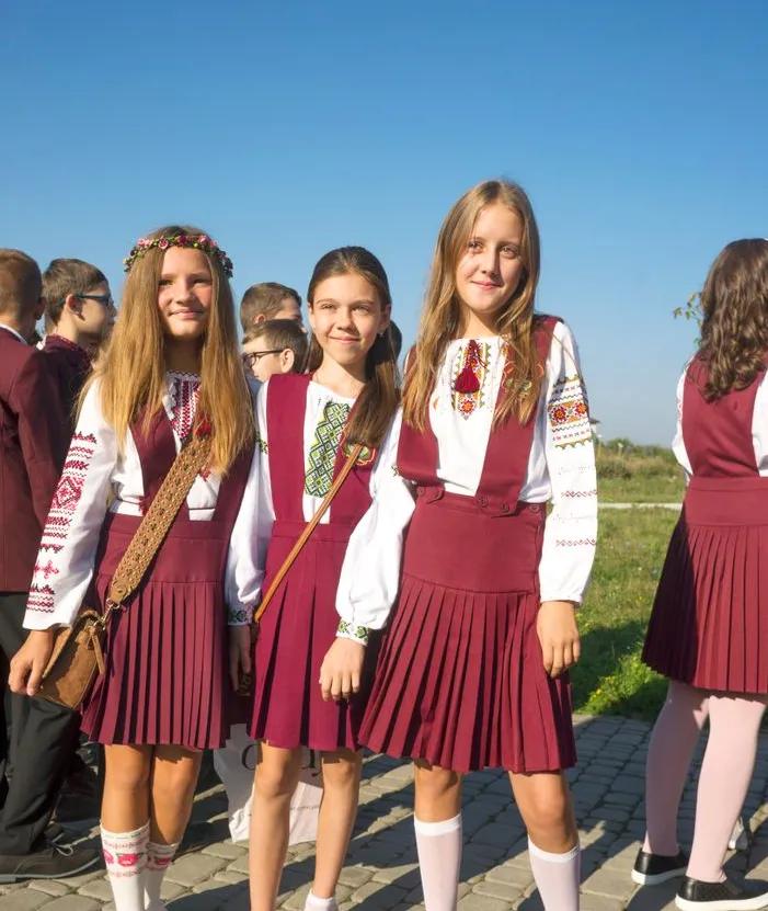 趣味盘点:这17个国家小学生校服