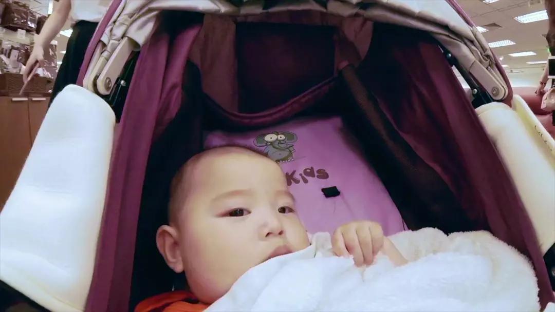 0到6个月轻松带娃技巧,0-3个月带娃神器外出