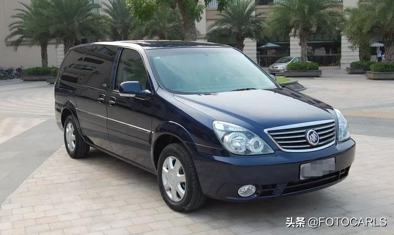 别克gl8陆尊653t用车体验,别克GL8陆尊3.0V6舒适版