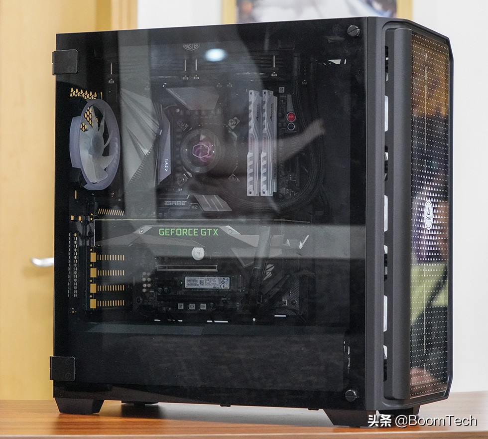 颜控玩家新选择安钛克NX1000机箱体验