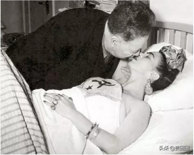 因车祸失童贞、丈夫出轨妹妹，她发誓做“最出名荡妇”，活成传奇