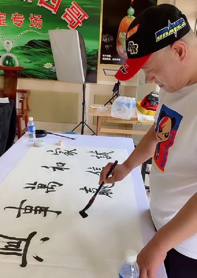 尼古拉斯赵四舞,尼古拉斯赵四毫无违和感