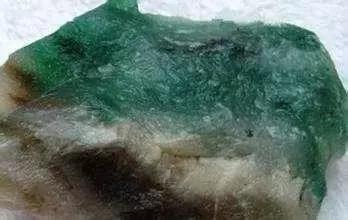 史上最全珠宝玉石图鉴,玉石的种类和鉴定方法