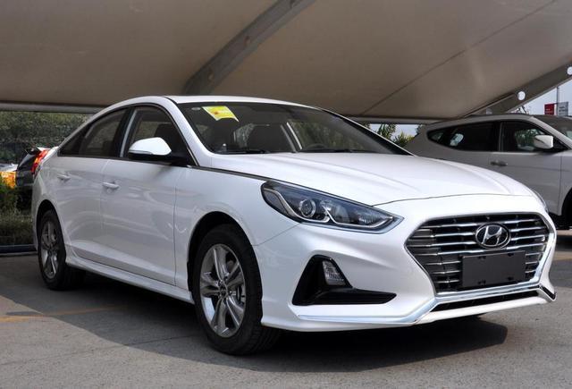 红旗h5和现代索纳塔哪个好,现代索纳塔和红旗h5