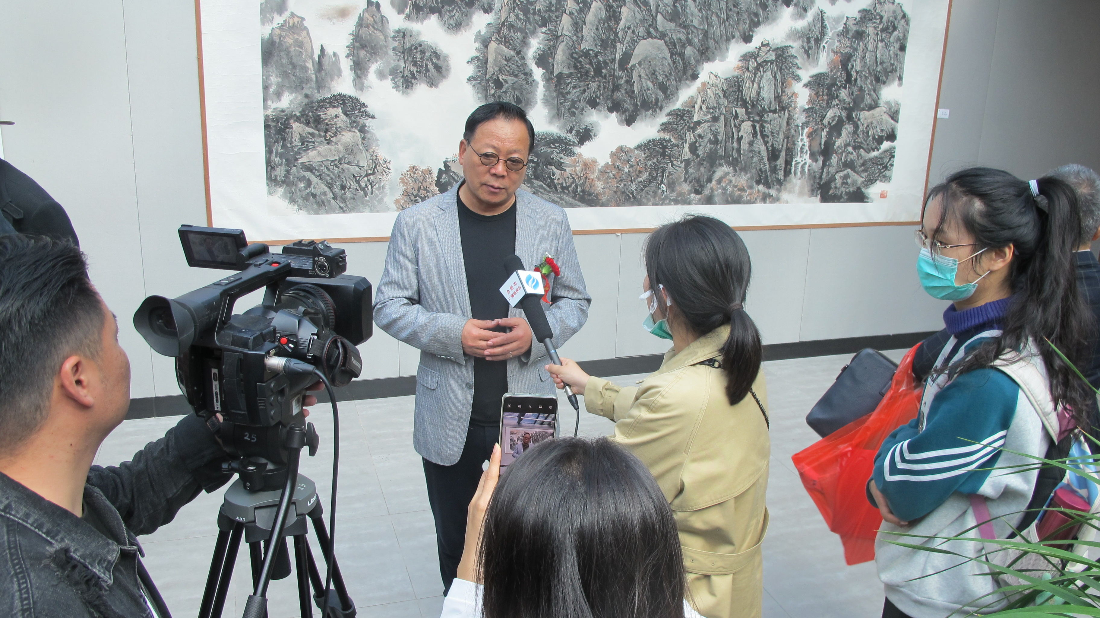 远看山有色近听水无声古诗,远看山有色近听水无声谜语