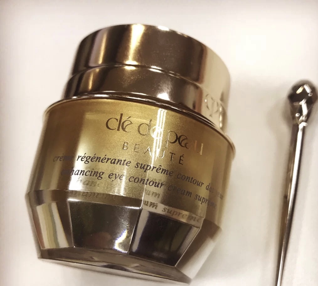 徐璐的早期化妆全过程,徐璐用的脸部素颜霜