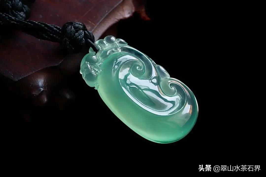 翡翠干货知识如何区分翡翠的好坏,翡翠知识全解21条让你看懂翡翠
