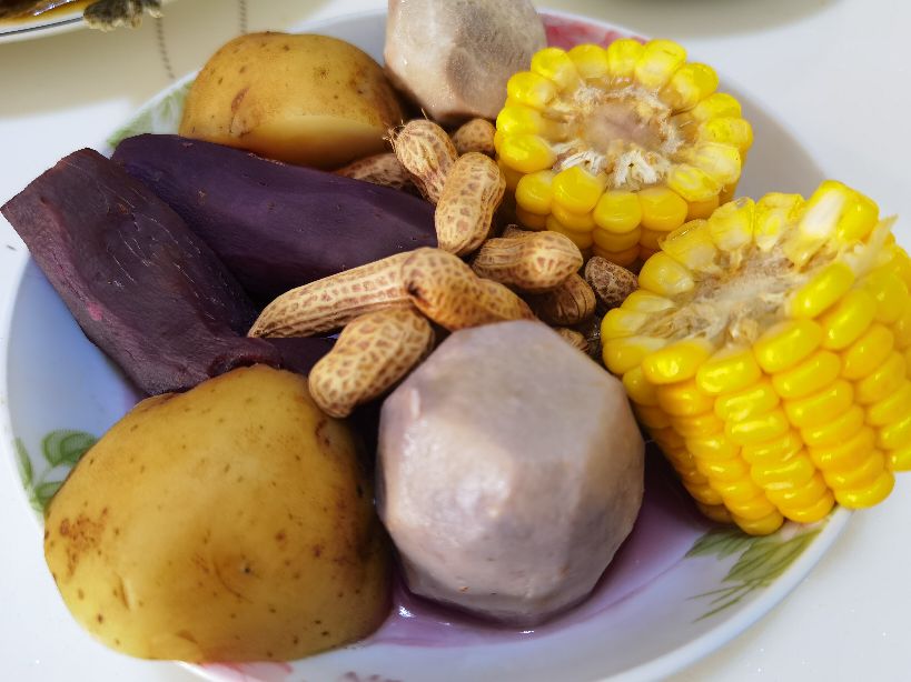 正宗四川的家常年夜饭做法,四川过春节年夜饭一般做几个菜