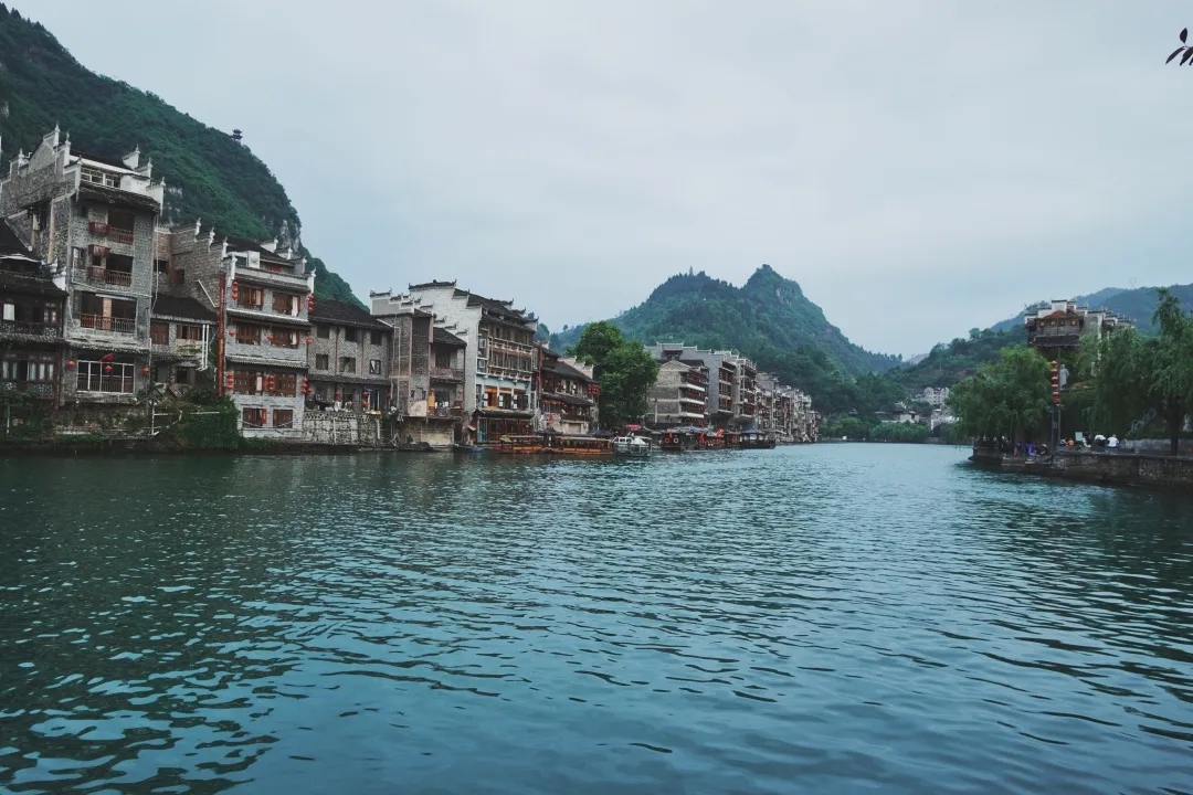 镇远古镇文案东方威尼斯,东方威尼斯镇远古镇夜景