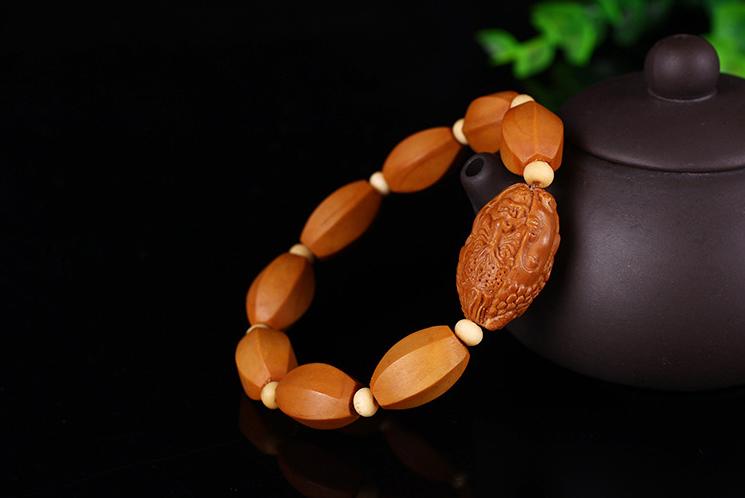 文玩橄榄核是什么品种的,什么样的橄榄核手串最好