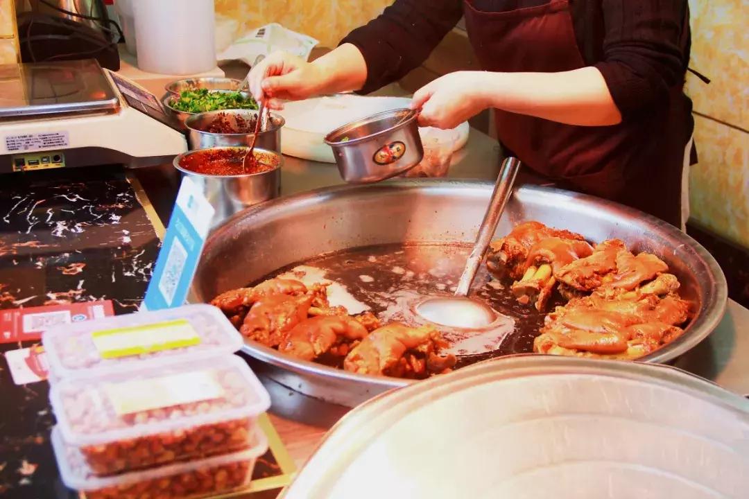 南京珠江路糖果车站照片,南京珠江路糖果车站